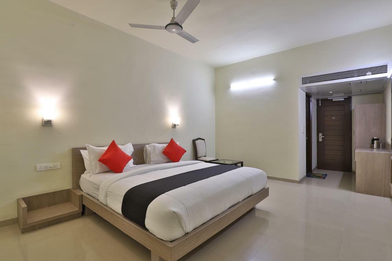 Capital O 47284 Atithi Resort Bharuch Exterior foto